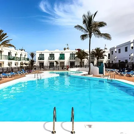 La Casita 1, Residencial San Valentin * Коральео