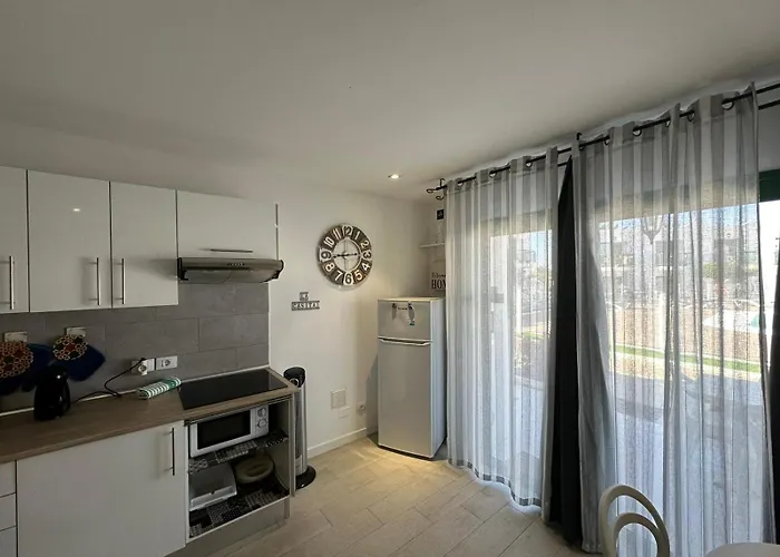 La Casita 1, Residencial San Valentin * קורלחו