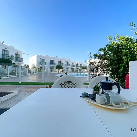 La Casita 1, Residencial San Valentin コラレホ